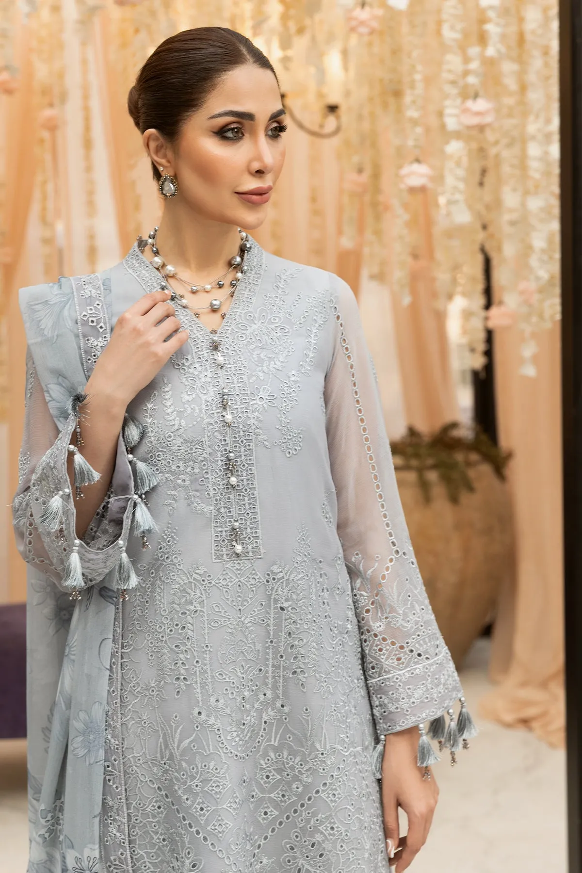 Alizeh Dhaagey Formal Collection  – Grey - V01D01