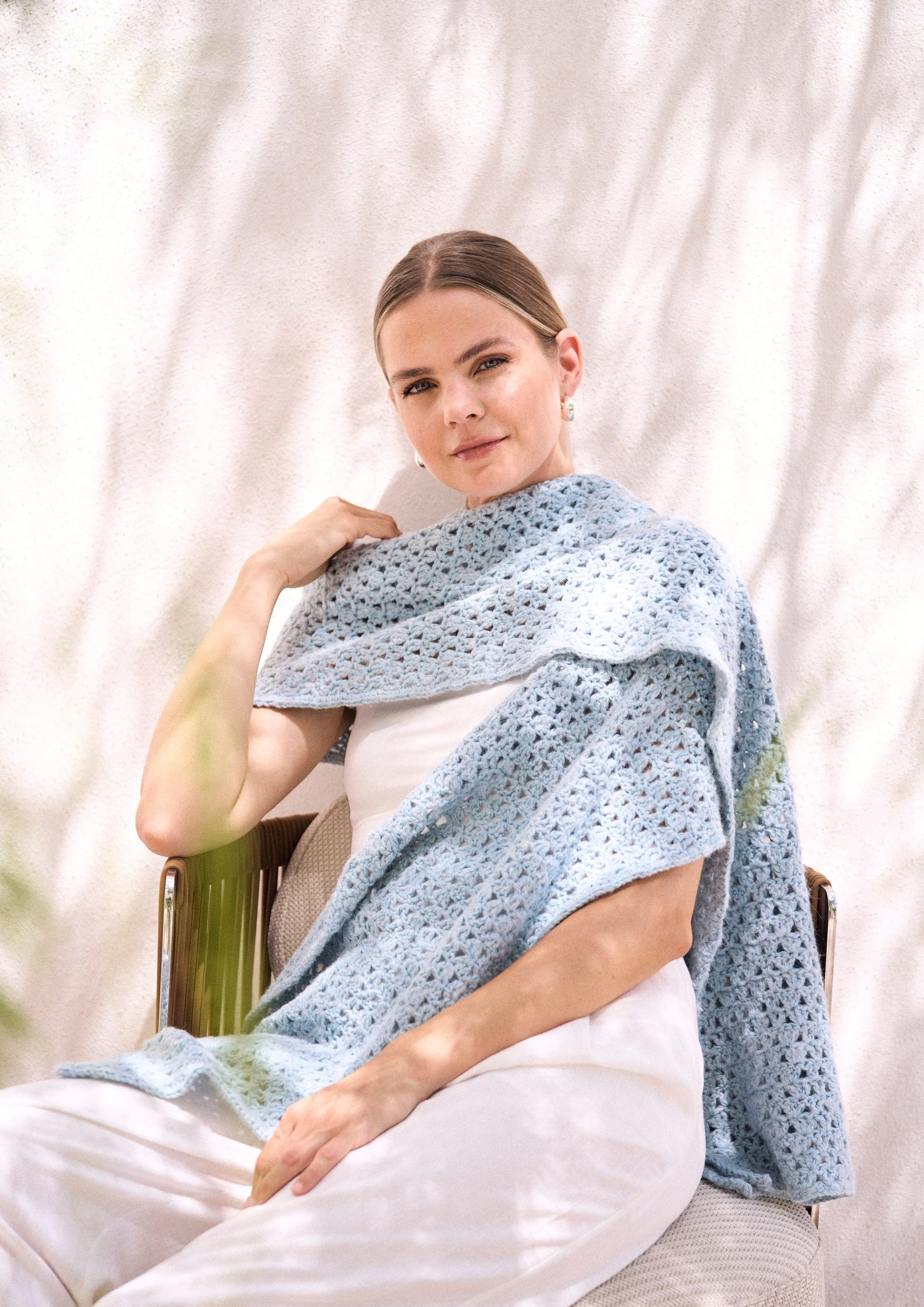 Annelise Crochet Wrap (colorway: Silver & Fossil) Kit