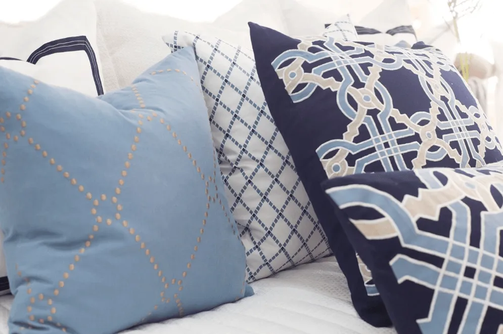 Dot Diamond Cloud Medium Cushion 50x50cm