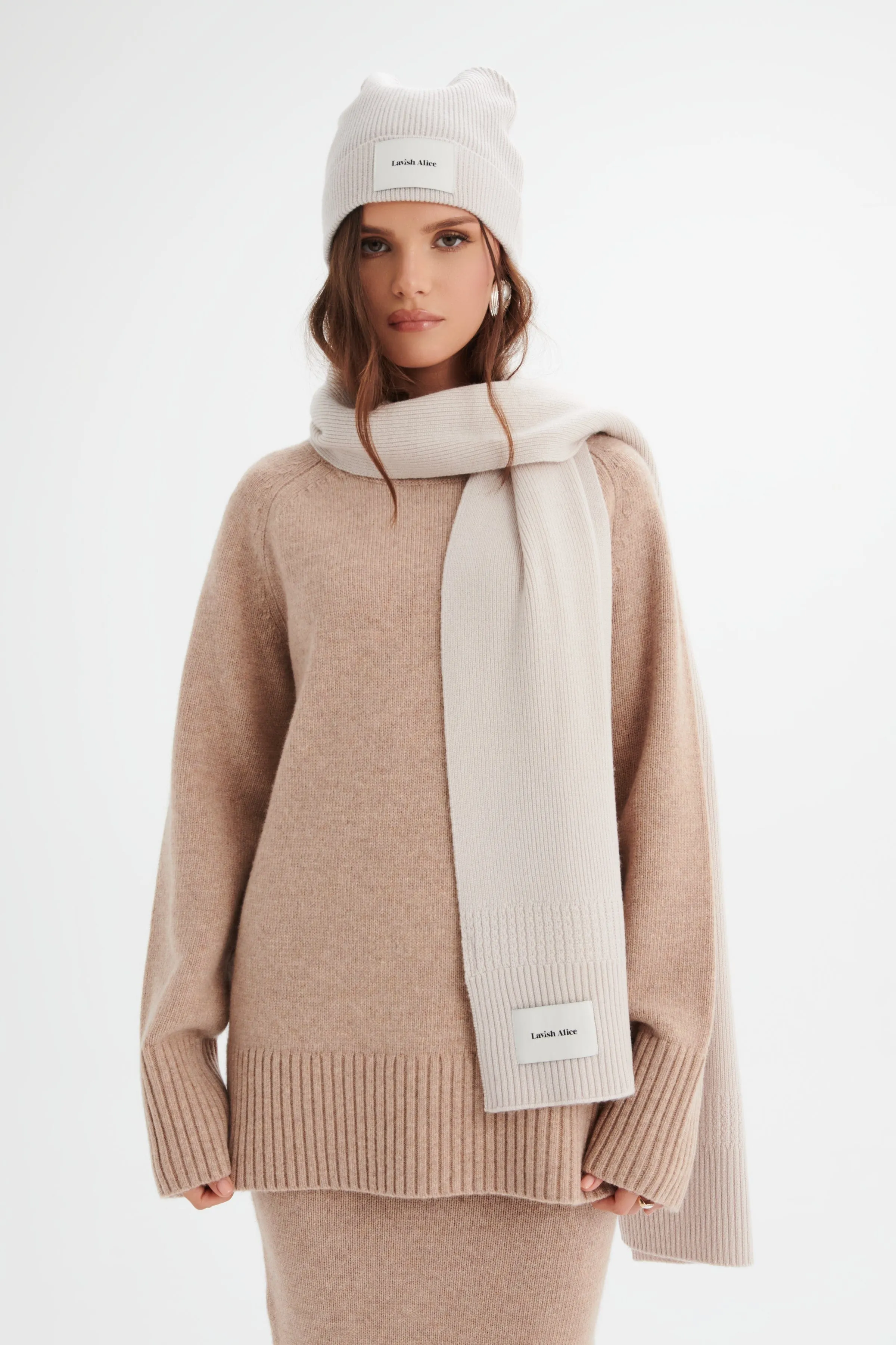 EZRA Knitted Cashmere Blend Beanie in Sand