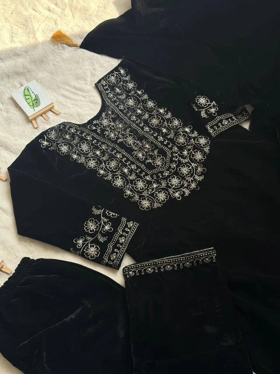 Luxurious Ramzan Special Shanya Pure Velvet Suit Set in Black with Delicate Embroidery