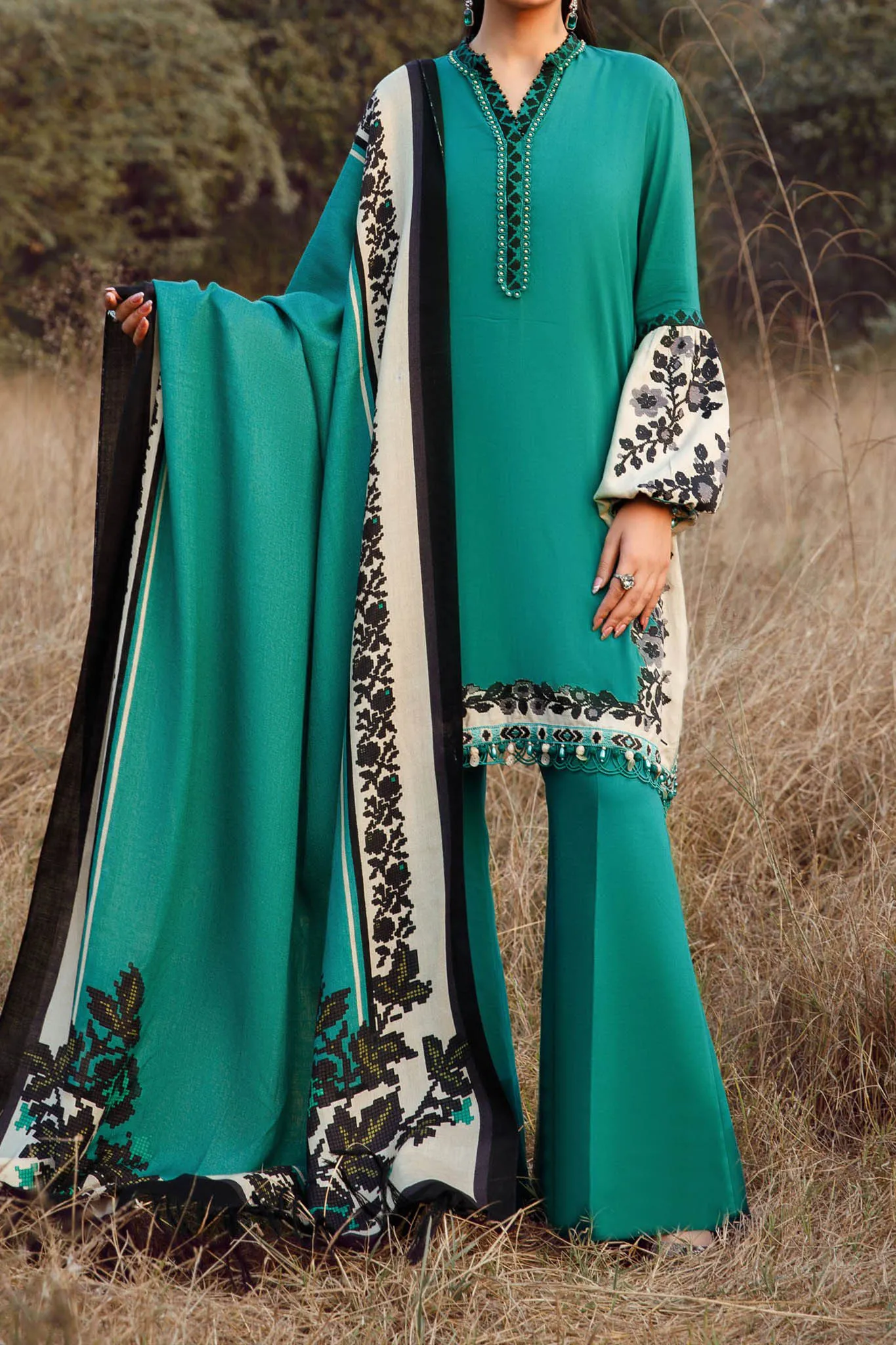 M Prints by Maria B Unstitched 3 Piece Winter Shawls Collection'2022-MPT-1609-A