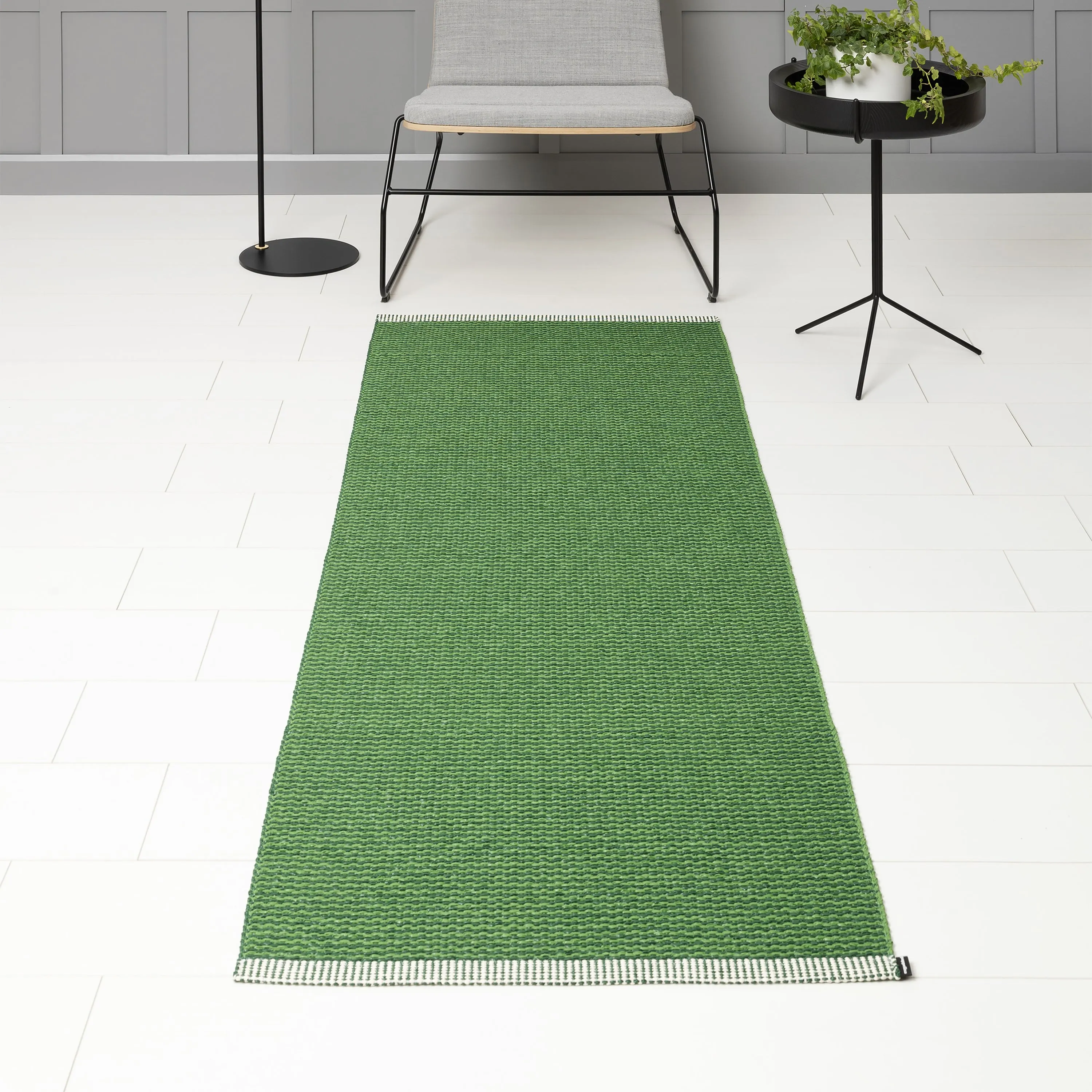 Mono Indoor/Outdoor Runner
