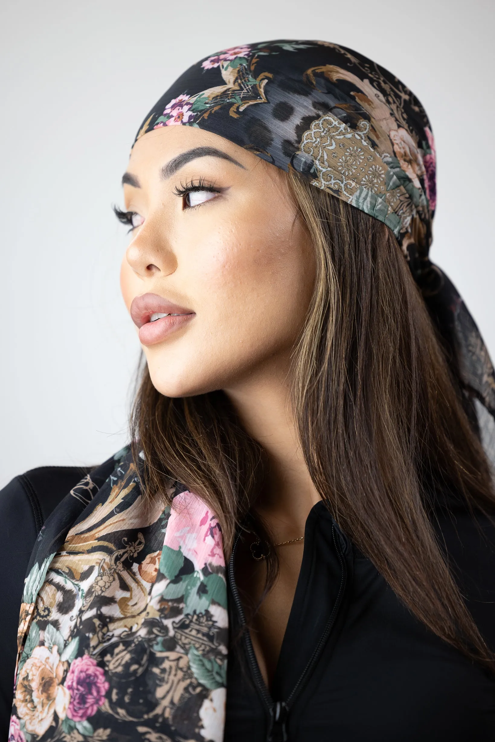Reign of Roses Shawl