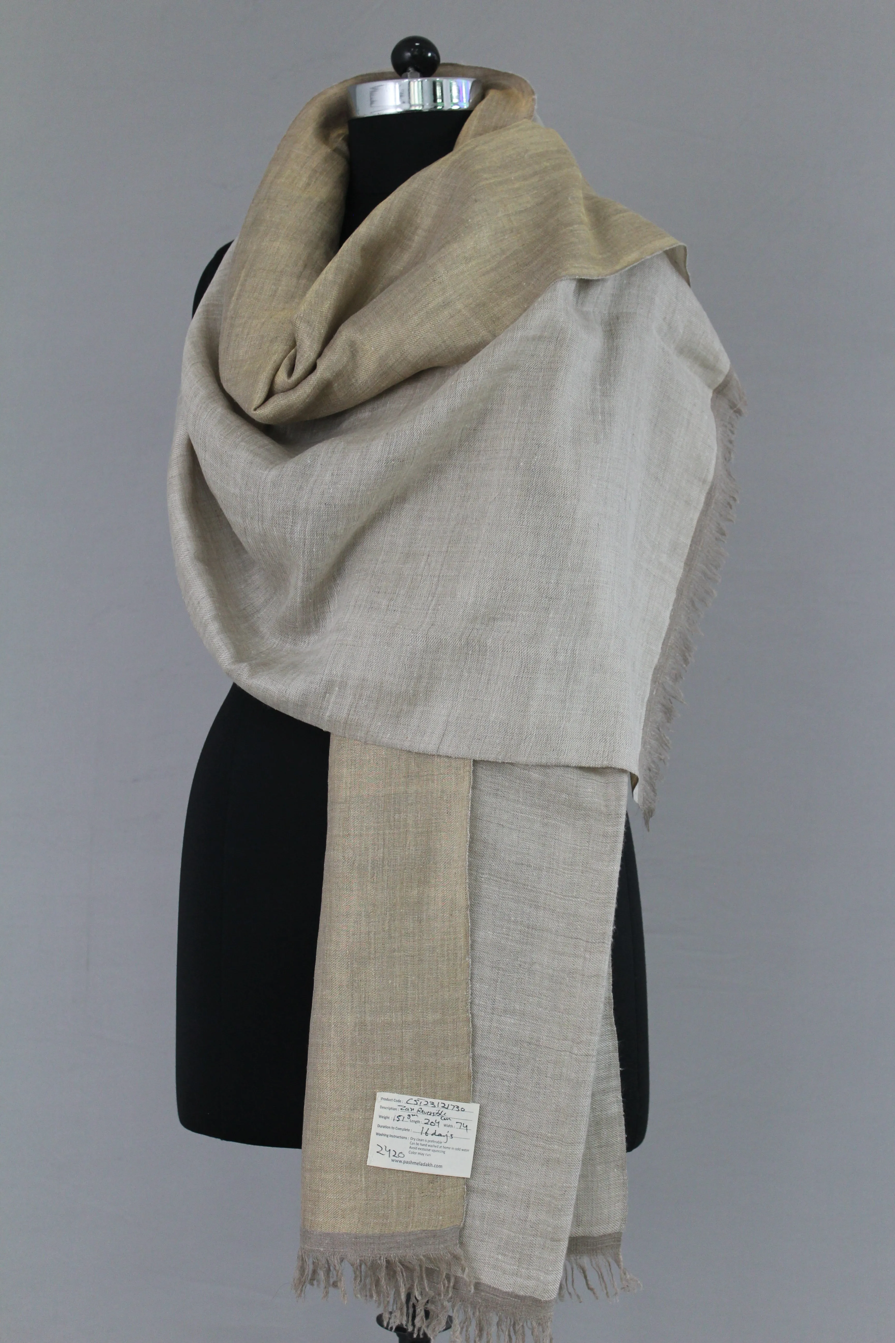 Tehreem Metallic Reversible Cashmere Stole